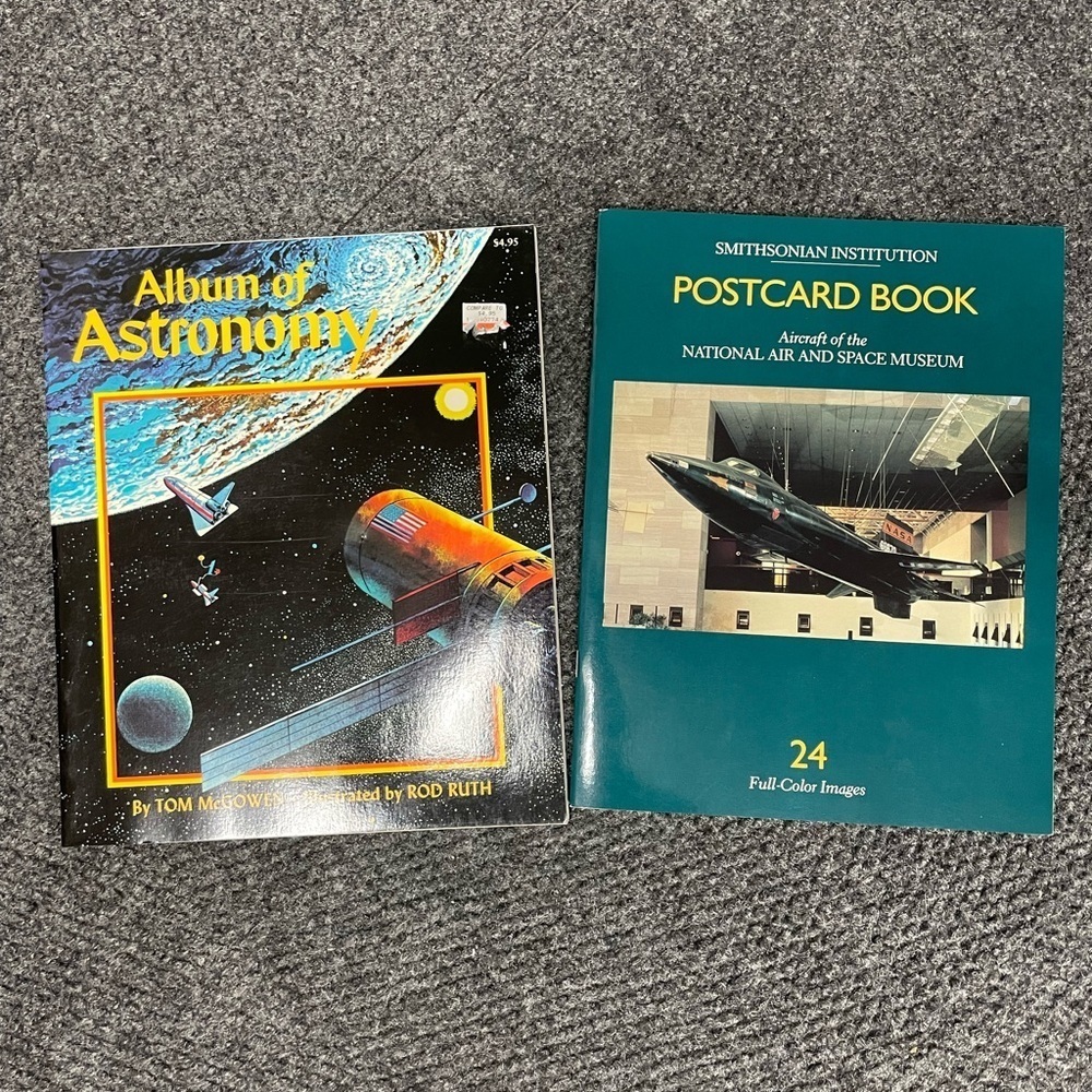 Vintage Smithsonian Institution National Airspace Museum Postcard Book Astronomy